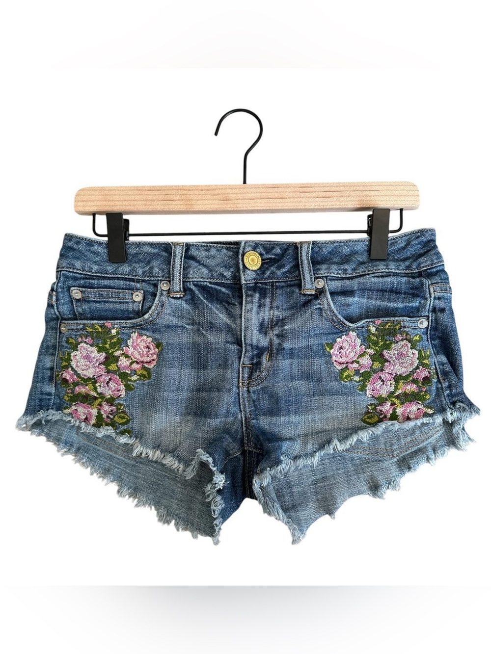 American Eagle Vintage Embroidered Cutoff Denim Shorts Y2K Coquette Size 2